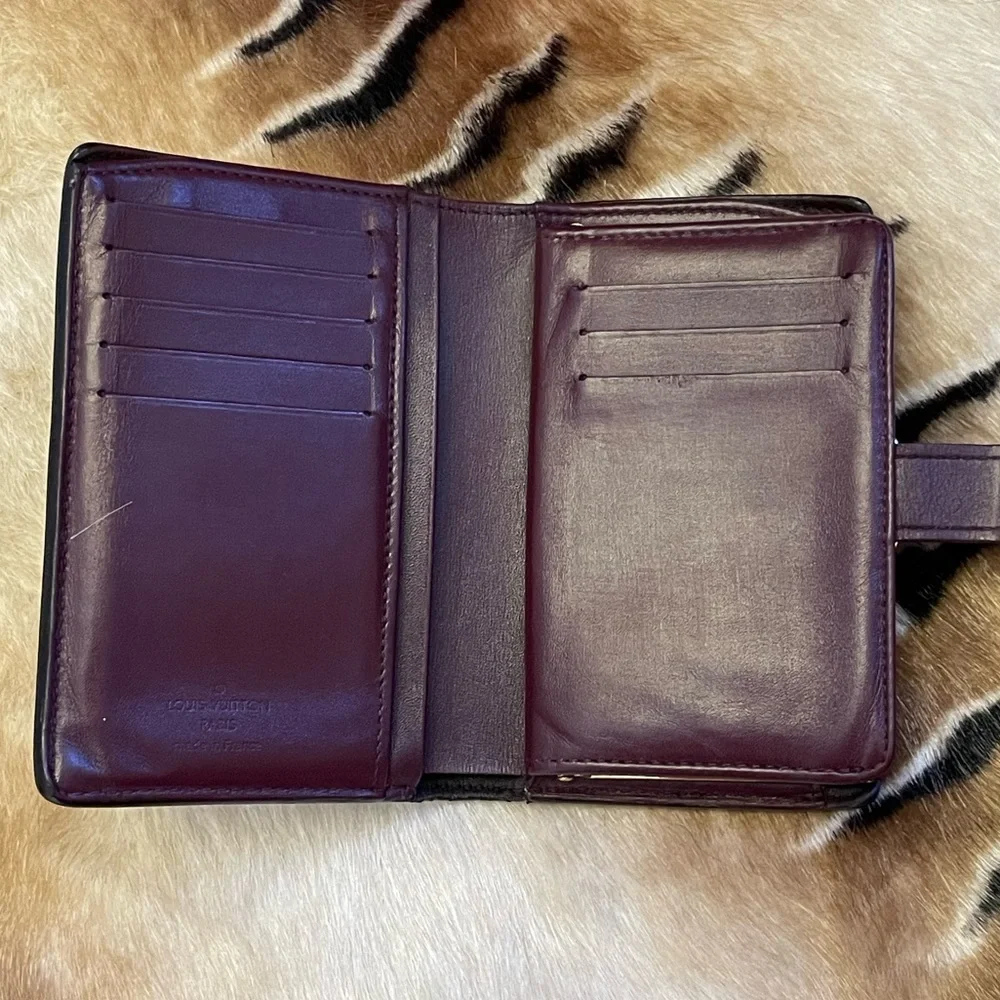 Beautiful Louis Vuitton Vernis Bifold French Kisslock Wallet -EUC - Picture 6 of 13